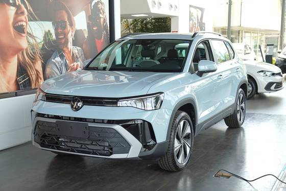 VOLKSWAGEN TAOS 1.4 250 TSI TOTAL FLEX COMFORTLINE AUTOMÁTICO